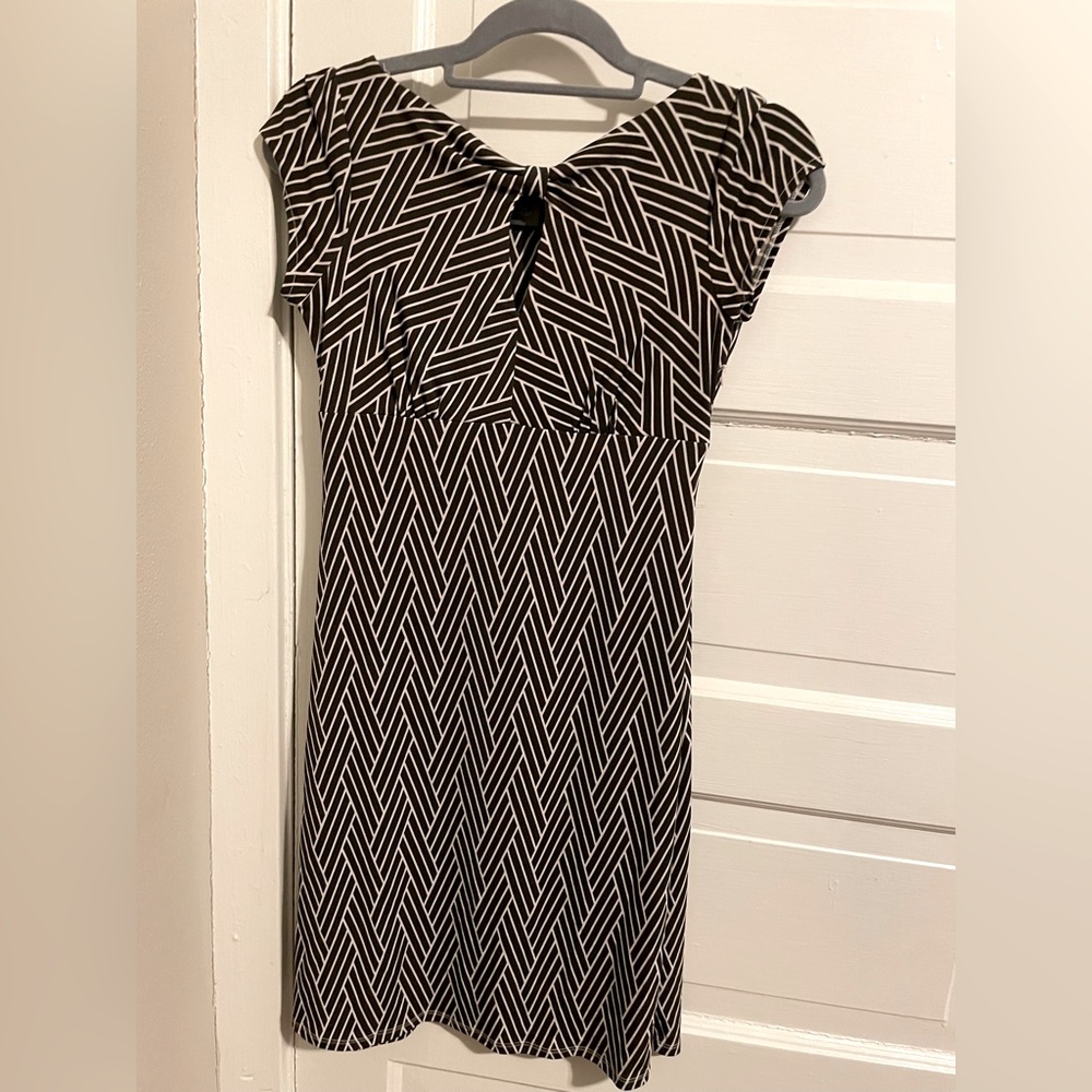 Ann Taylor shift dress